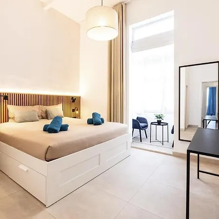Nyaraló Modern Maltese Townhouse With Jacuzzi By The Sea
