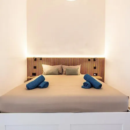 Nyaraló Modern Maltese Townhouse With Jacuzzi By The Sea